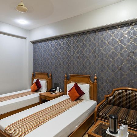 Hotel Sunstar Grand Делі Екстер'єр фото